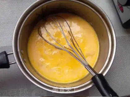 Make Strawberry caramel pudding step 6