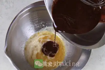 Make Chocolate cake step 4