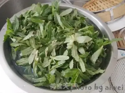 Make Garlic pickles step 1