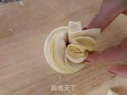 Make Pumpkin rolls step 6