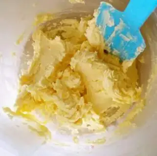 Make Lemon Tower step 4