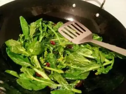 Make Clear the oily moss step 2