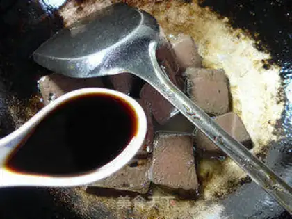Make Scrambled goose blood step 4