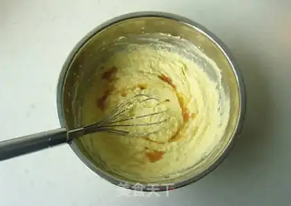 Make Light cream rose sauce, pound cake step 3