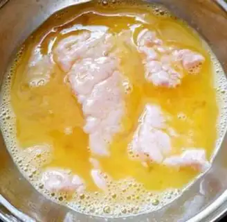 Make Lemon sauce pork chops step 2