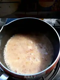 Make The baby feeds on tomato granular surfaces step 7