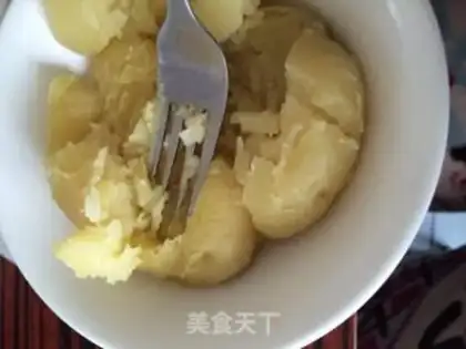 Make Black pepper mashed potatoes step 1