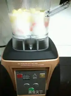 Make Apple carrot juice step 1