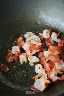 Make Pineapple shrimp fried rice step 5