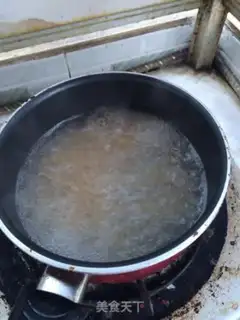 Make Black pepper steak + pasta step 1