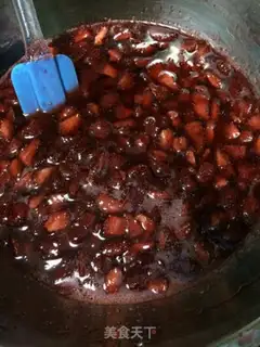 Make Homemade strawberry sauce step 8