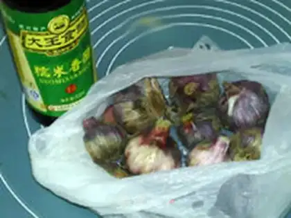 Make Jealous garlic step 0
