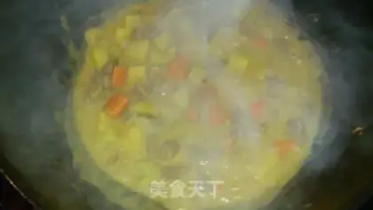 Make Curry beef rice step 1