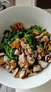 Make Sea rainbow spinach step 5