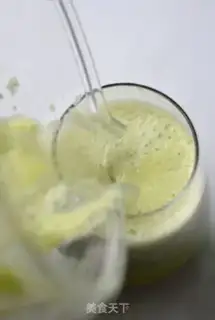 Make Healthy fruit and vegetable juice step 11