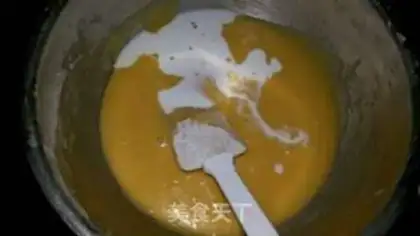 Make walnut oil cake step 5