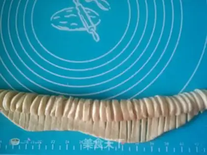 Make caterpillar bread step 7