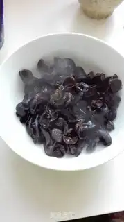 Make A little black bowl of wood step 3