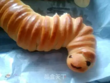 Make caterpillar bread step 10