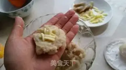 Make Shrimp-cheese heart potato ball step 7