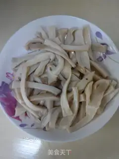 Make Dried almond mushrooms step 2