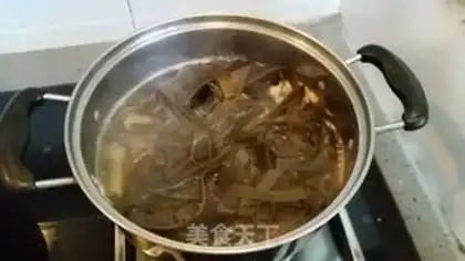 Make Tomato chicken rice line step 3
