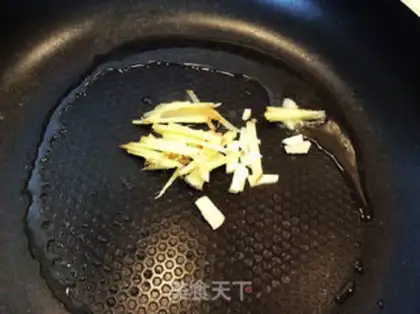 Make Snacks of chili fish step 3