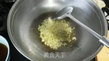 Make Garlic fan dolls step 4