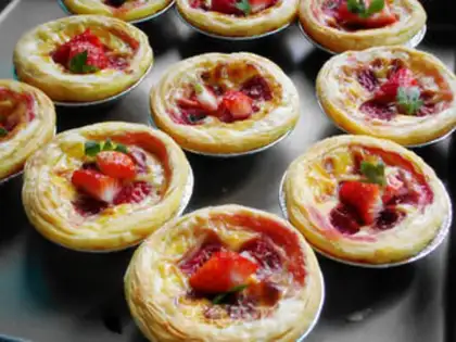 Make Strawberry balls step 9