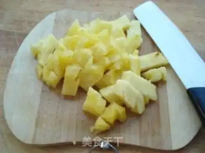 Make Pineapple jam step 1