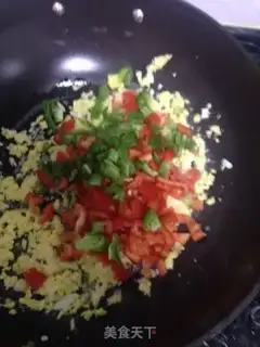 Make Twin pepper eggs and slag step 1