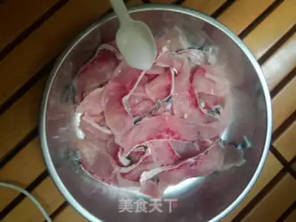 Make Red oil steamed fish roll step 0