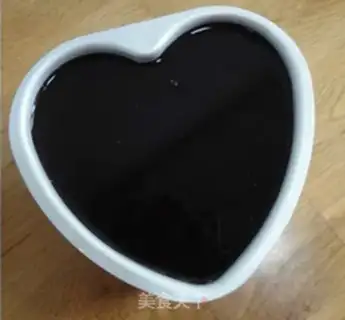 Make Blueberry jelly cheesecake step 17