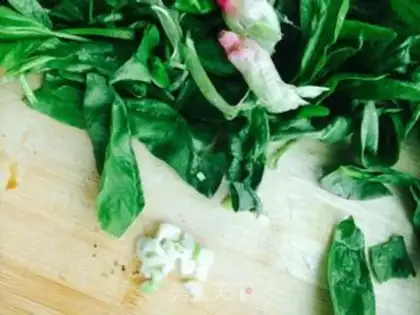 Make Spinach soup step 1