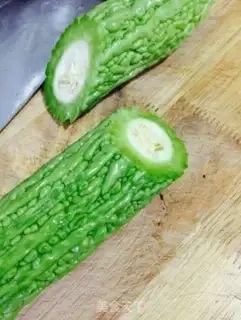 Make A cold, bitter melon step 0