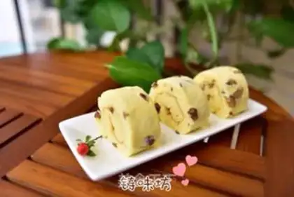 Make Red-tree cake roll step 0