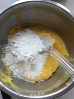 Make Egg yolk step 2