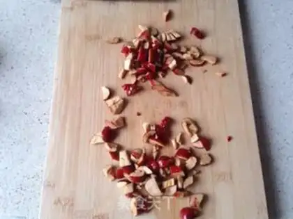 Make Red-tree cake roll step 3