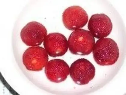 Make Sugar water is soaking step 2