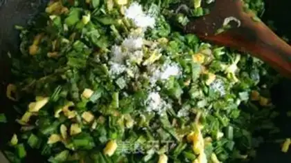 Make The egg box of celery step 6