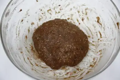 Make Rumstilt coconut cookies step 9