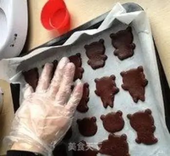 Make Panda cookies step 10