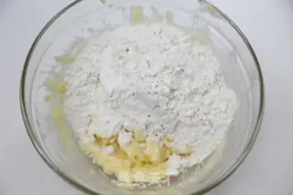 Make Rumstilt coconut cookies step 12