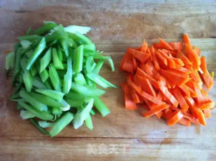 Make The Celery Lily step 0