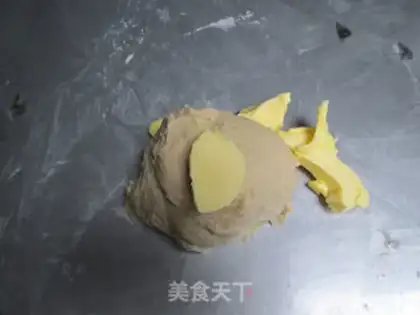 Make Cinnamon rolls step 1