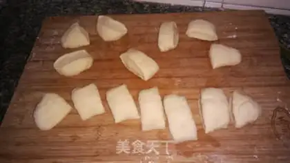 Make Meat sauce buns step 5