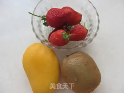 Make Simple yoghurt salad step 0