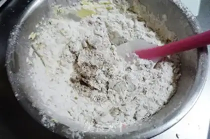 Make Colored chocolate beans step 2