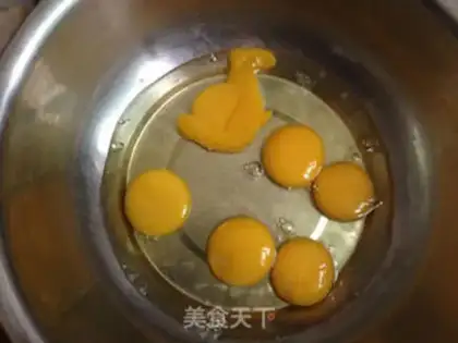 Make French sponge cake step 1