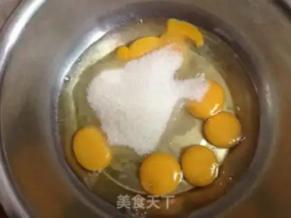 Make French sponge cake step 2
